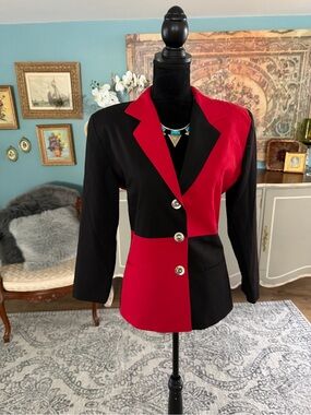 Vintage 1990’s Black & Red Button Up Blazer